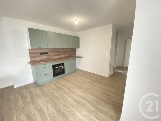 Appartement T3 &agrave; louer - 3 pi&egrave;ces - 60,63 m2 - Blain - 44 - PAYS-DE-LOIRE