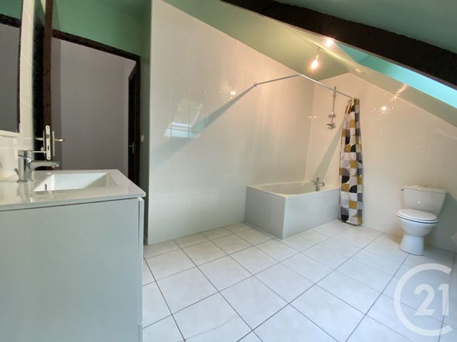 Maison &agrave; louer - 3 pi&egrave;ces - 77,66 m2 - Plesse - 44 - PAYS-DE-LOIRE