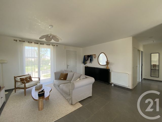 Maison &agrave; louer - 4 pi&egrave;ces - 84,14 m2 - Blain - 44 - PAYS-DE-LOIRE