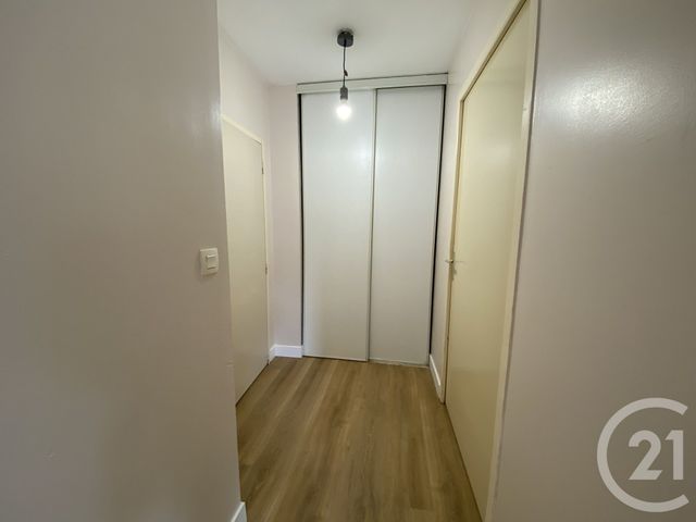 Appartement Studio &agrave; louer - 1 pi&egrave;ce - 37,75 m2 - Blain - 44 - PAYS-DE-LOIRE