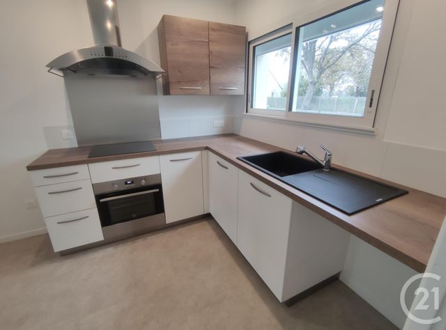 Maison &agrave; louer - 5 pi&egrave;ces - 85,19 m2 - Le Gavre - 44 - PAYS-DE-LOIRE