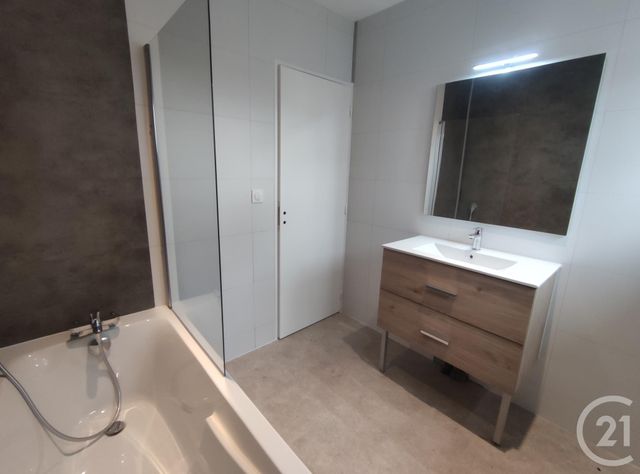 Maison &agrave; louer - 5 pi&egrave;ces - 85,19 m2 - Le Gavre - 44 - PAYS-DE-LOIRE