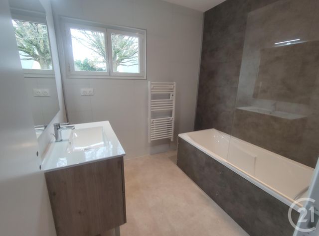 Maison &agrave; louer - 5 pi&egrave;ces - 85,19 m2 - Le Gavre - 44 - PAYS-DE-LOIRE