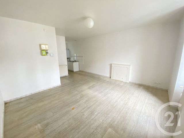 Appartement T1 &agrave; louer - 1 pi&egrave;ce - 28,38 m2 - Blain - 44 - PAYS-DE-LOIRE