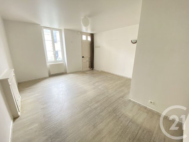 Appartement T1 &agrave; louer - 1 pi&egrave;ce - 28,38 m2 - Blain - 44 - PAYS-DE-LOIRE