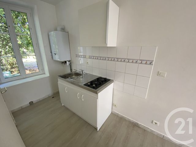 Appartement T1 &agrave; louer - 1 pi&egrave;ce - 28,38 m2 - Blain - 44 - PAYS-DE-LOIRE