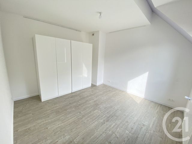 Appartement T5 &agrave; louer - 5 pi&egrave;ces - 85,19 m2 - Heric - 44 - PAYS-DE-LOIRE