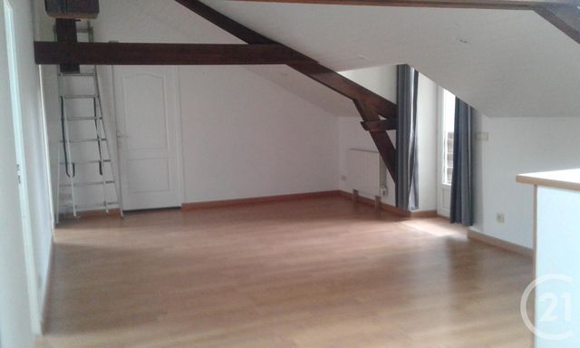 Appartement T3 &agrave; louer - 3 pi&egrave;ces - 66,89 m2 - Plesse - 44 - PAYS-DE-LOIRE