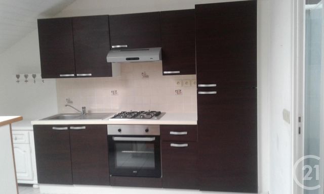 Appartement T3 &agrave; louer - 3 pi&egrave;ces - 66,89 m2 - Plesse - 44 - PAYS-DE-LOIRE