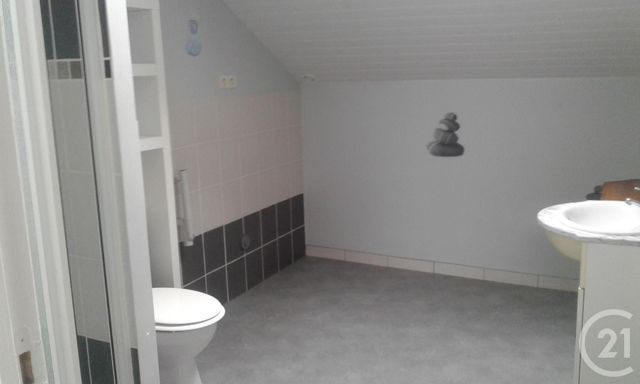 Appartement T3 &agrave; louer - 3 pi&egrave;ces - 66,89 m2 - Plesse - 44 - PAYS-DE-LOIRE