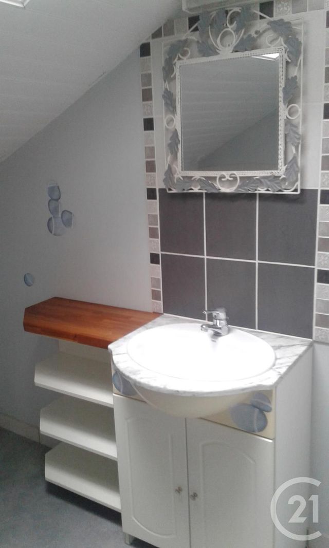Appartement T3 &agrave; louer - 3 pi&egrave;ces - 66,89 m2 - Plesse - 44 - PAYS-DE-LOIRE