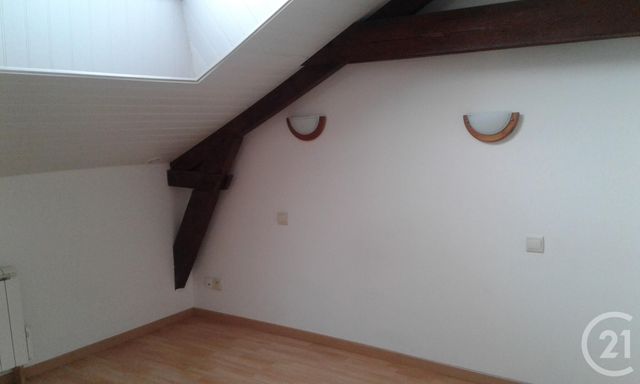 Appartement T3 &agrave; louer - 3 pi&egrave;ces - 66,89 m2 - Plesse - 44 - PAYS-DE-LOIRE