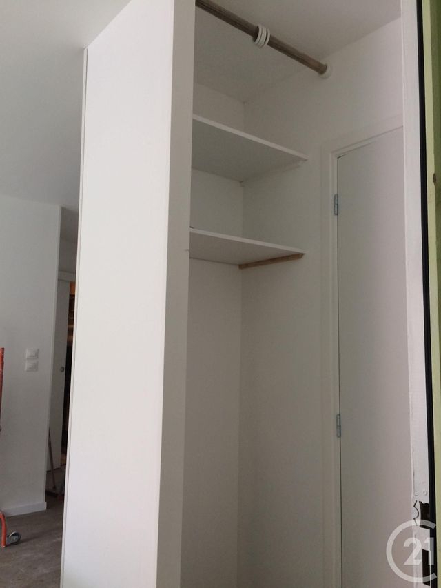 Appartement T2 &agrave; louer - 2 pi&egrave;ces - 34,97 m2 - Plesse - 44 - PAYS-DE-LOIRE