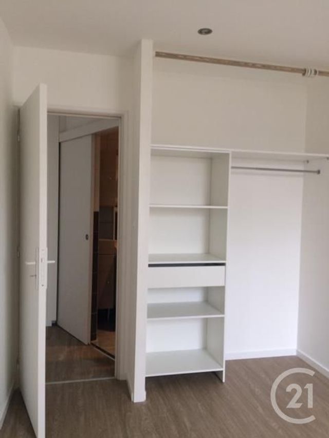 Appartement T2 &agrave; louer - 2 pi&egrave;ces - 34,97 m2 - Plesse - 44 - PAYS-DE-LOIRE