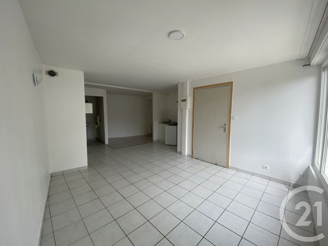 Appartement T1 &agrave; louer - 1 pi&egrave;ce - 30,60 m2 - Fay De Bretagne - 44 - PAYS-DE-LOIRE