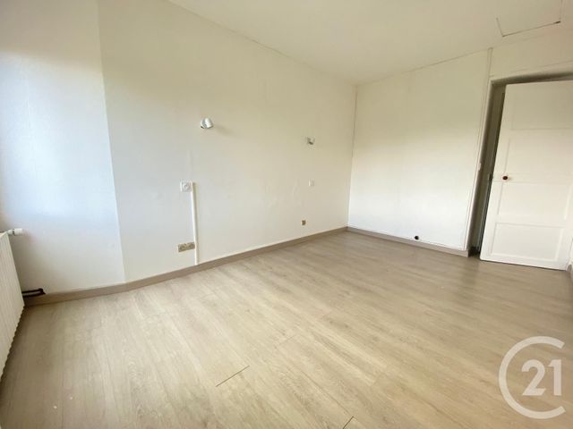 Maison &agrave; louer - 4 pi&egrave;ces - 113,67 m2 - Bouvron - 44 - PAYS-DE-LOIRE