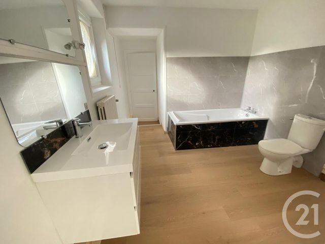 Maison &agrave; louer - 4 pi&egrave;ces - 113,67 m2 - Bouvron - 44 - PAYS-DE-LOIRE
