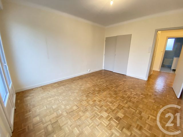 Appartement T5 &agrave; louer - 6 pi&egrave;ces - 120,45 m2 - Plesse - 44 - PAYS-DE-LOIRE