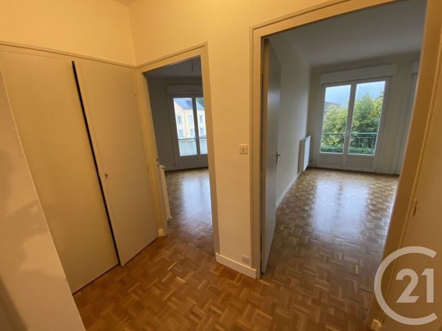 Appartement T5 &agrave; louer - 6 pi&egrave;ces - 120,45 m2 - Plesse - 44 - PAYS-DE-LOIRE