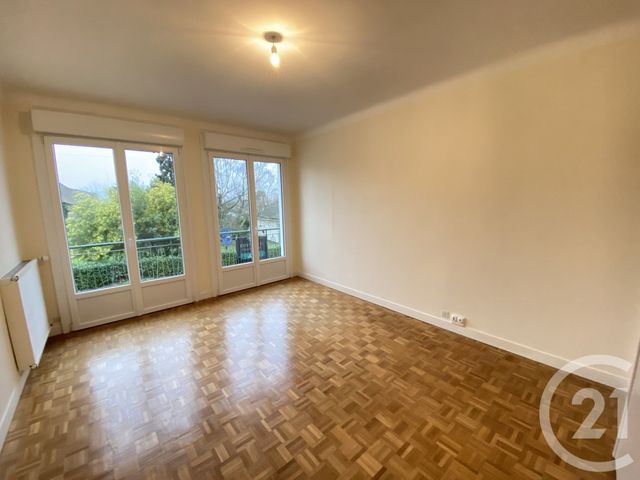 Appartement T5 &agrave; louer - 6 pi&egrave;ces - 120,45 m2 - Plesse - 44 - PAYS-DE-LOIRE