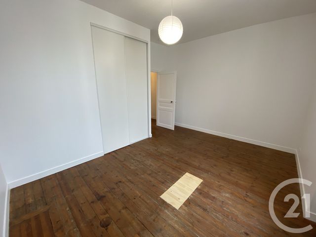 Appartement T3 &agrave; louer - 3 pi&egrave;ces - 81 m2 - Blain - 44 - PAYS-DE-LOIRE