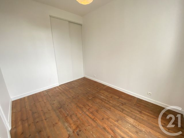 Appartement T3 &agrave; louer - 3 pi&egrave;ces - 81 m2 - Blain - 44 - PAYS-DE-LOIRE