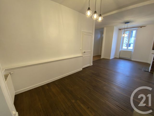 Appartement T3 &agrave; louer - 3 pi&egrave;ces - 81 m2 - Blain - 44 - PAYS-DE-LOIRE