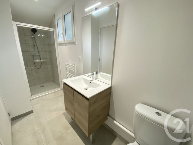 Appartement T3 &agrave; louer - 3 pi&egrave;ces - 81 m2 - Blain - 44 - PAYS-DE-LOIRE