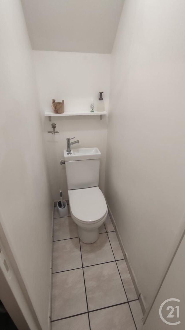 Maison &agrave; louer - 4 pi&egrave;ces - 75,61 m2 - Blain - 44 - PAYS-DE-LOIRE