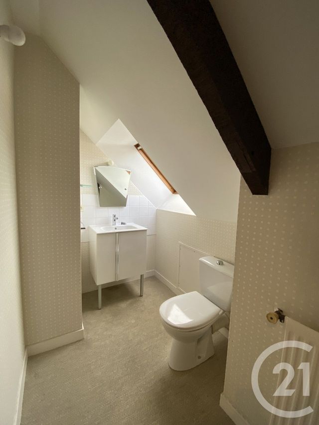 Maison &agrave; louer - 5 pi&egrave;ces - 115,20 m2 - Blain - 44 - PAYS-DE-LOIRE