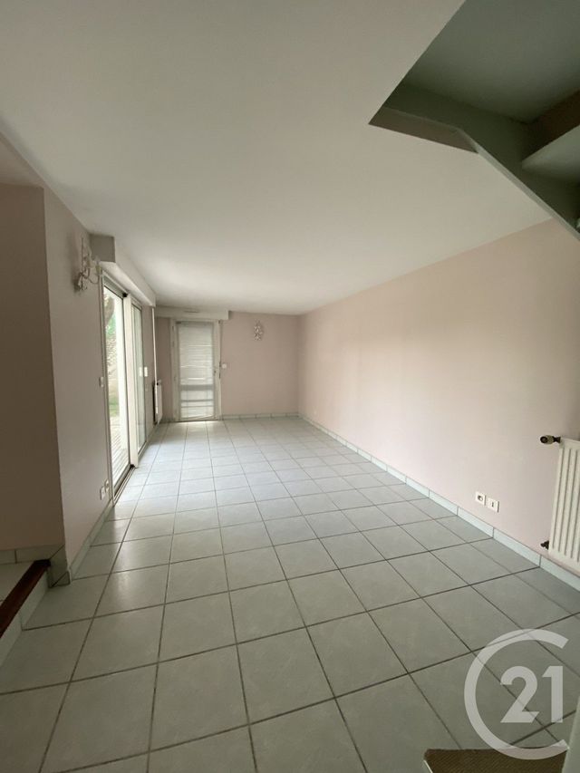Maison &agrave; louer - 5 pi&egrave;ces - 115,20 m2 - Blain - 44 - PAYS-DE-LOIRE