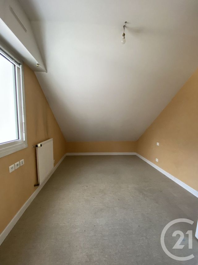 Maison &agrave; louer - 5 pi&egrave;ces - 115,20 m2 - Blain - 44 - PAYS-DE-LOIRE