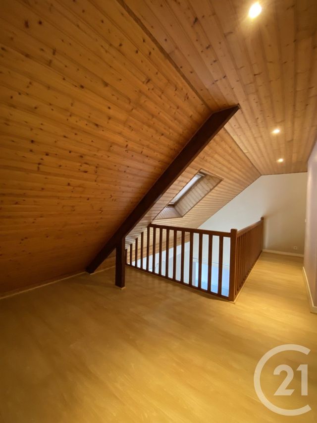 Maison &agrave; louer - 5 pi&egrave;ces - 115,20 m2 - Blain - 44 - PAYS-DE-LOIRE