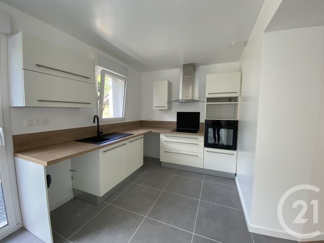 Maison &agrave; louer - 5 pi&egrave;ces - 87,95 m2 - Blain - 44 - PAYS-DE-LOIRE
