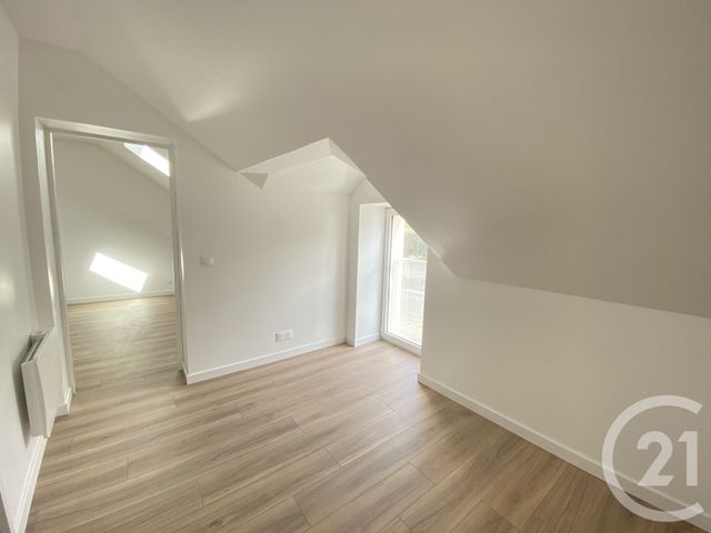 Maison &agrave; louer - 5 pi&egrave;ces - 87,95 m2 - Blain - 44 - PAYS-DE-LOIRE