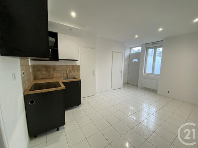 Appartement T2 &agrave; louer - 2 pi&egrave;ces - 31,80 m2 - Nozay - 44 - PAYS-DE-LOIRE