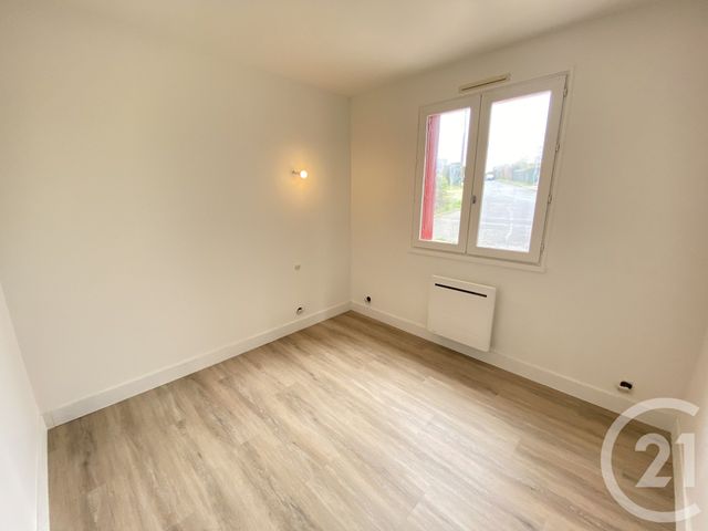 Maison &agrave; louer - 4 pi&egrave;ces - 64,76 m2 - Plesse - 44 - PAYS-DE-LOIRE