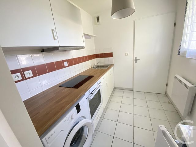 Appartement T3 &agrave; louer - 3 pi&egrave;ces - 51,40 m2 - Blain - 44 - PAYS-DE-LOIRE