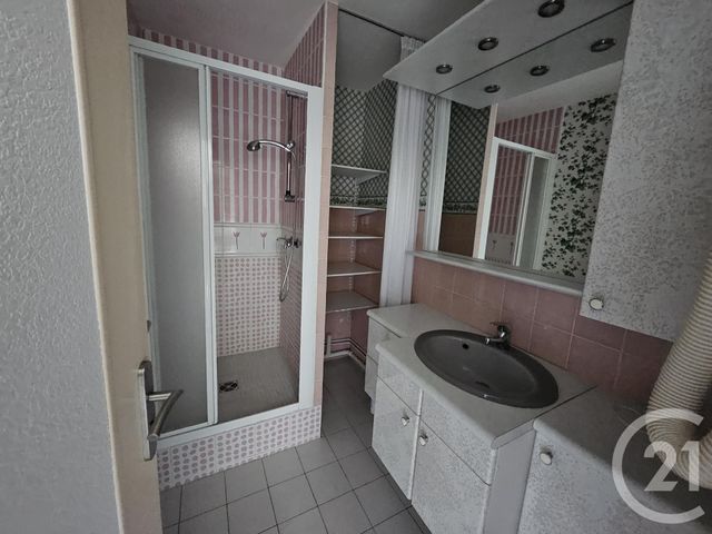 Appartement F2 à vendre - 2 pièces - 46,84 m2 - Granville - 50 - BASSE-NORMANDIE