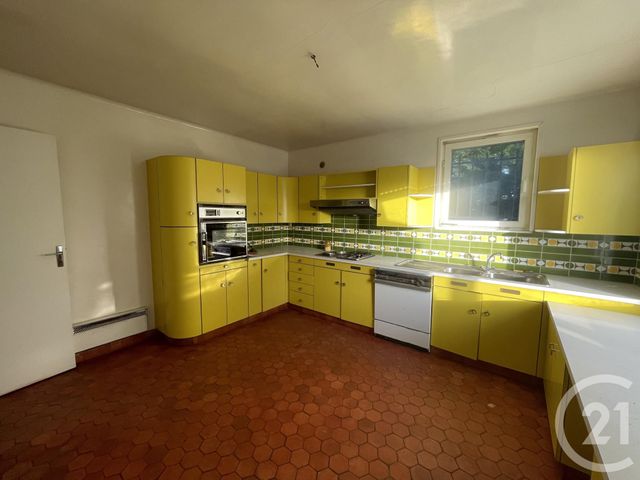 Maison à vendre - 6 pièces - 165 m2 - Jullouville - 50 - BASSE-NORMANDIE