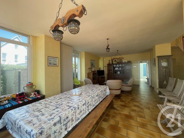 Maison à vendre - 5 pièces - 145 m2 - Jullouville - 50 - BASSE-NORMANDIE