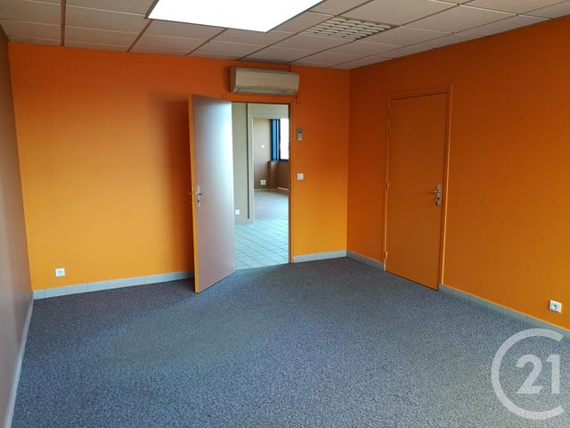 Local commercial à louer - 290.0 m2 - 50 - Manche