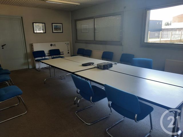 Local commercial à louer - 420.0 m2 - 50 - Manche