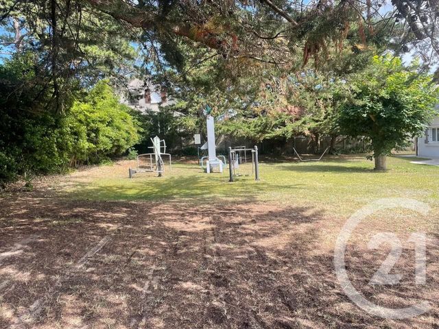 Maison à vendre - 8 pièces - 225,79 m2 - Jullouville - 50 - BASSE-NORMANDIE