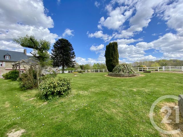 Maison à vendre - 7 pièces - 210 m2 - Jullouville - 50 - BASSE-NORMANDIE