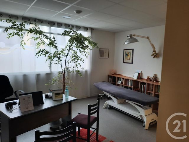 Local commercial à louer - 127.0 m2 - 50 - Manche