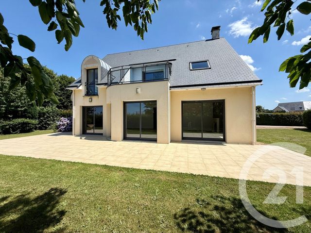 Maison à vendre - 7 pièces - 199 m2 - Jullouville - 50 - BASSE-NORMANDIE