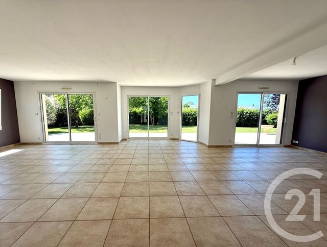 Maison à vendre - 7 pièces - 199 m2 - Jullouville - 50 - BASSE-NORMANDIE