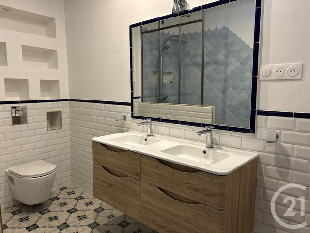 Appartement F4 &agrave; vendre - 5 pi&egrave;ces - 113 m2 - Granville - 50 - BASSE-NORMANDIE