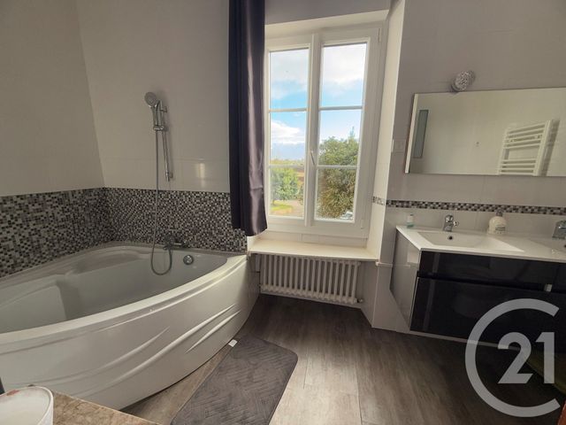 Maison à vendre - 9 pièces - 219 m2 - La Haye Pesnel - 50 - BASSE-NORMANDIE